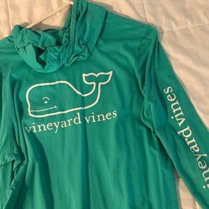 Vineyard Vines Tops - Vineyard Vines long sleeve shirt with hood Vineyard Vines Tops - Vineyard Vines long sleeve shirt with hood